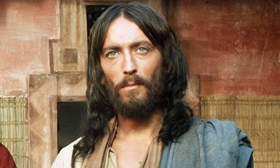 Μεγάλη Εβδομάδα στον ΑΝΤ1 με «Ιησού από τη Ναζαρέτ» και Μπέζο!