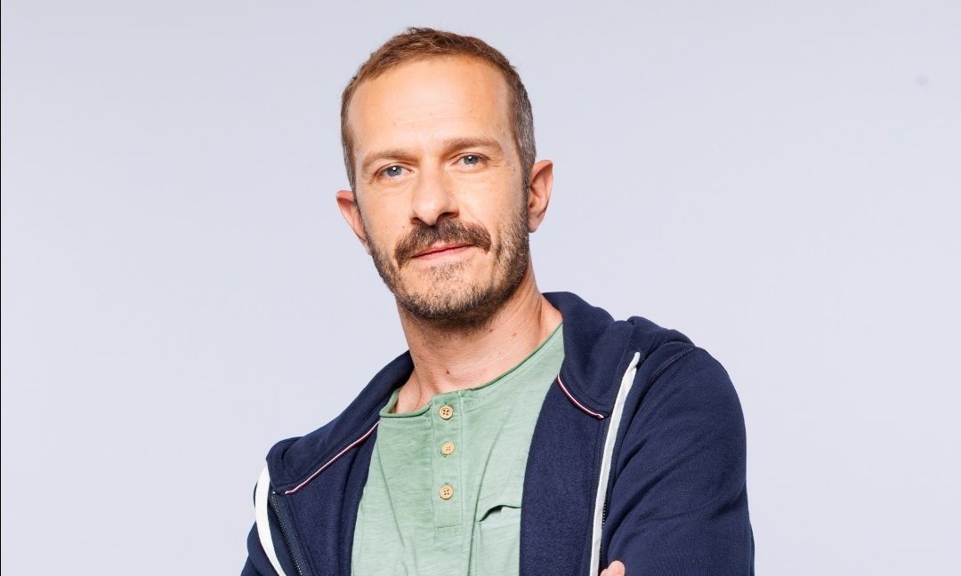 Βαλάσογλου: Την ηλικία τη θεωρώ ήσσονα και όταν μου δίνεται βήμα, προτιμώ να...