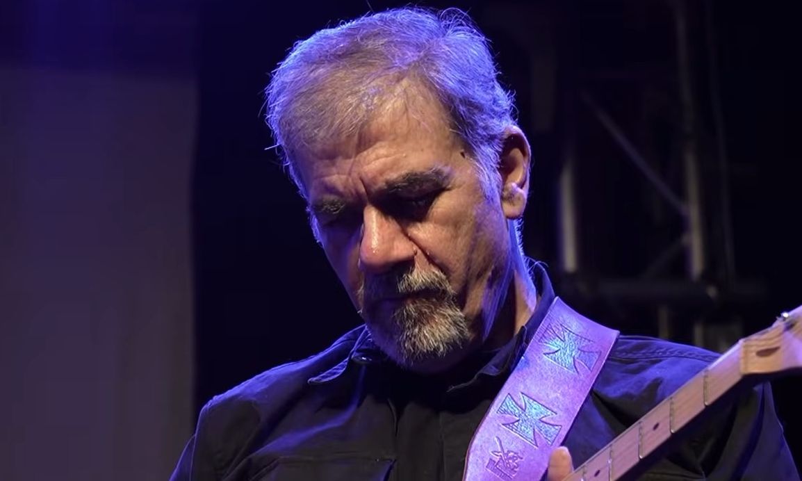 Συγκλονίζει ο Δημήτρης Σταρόβας: «Αν ζούσε η μάνα μου, δεν θα το άντεχε, θα τελείωνε...»