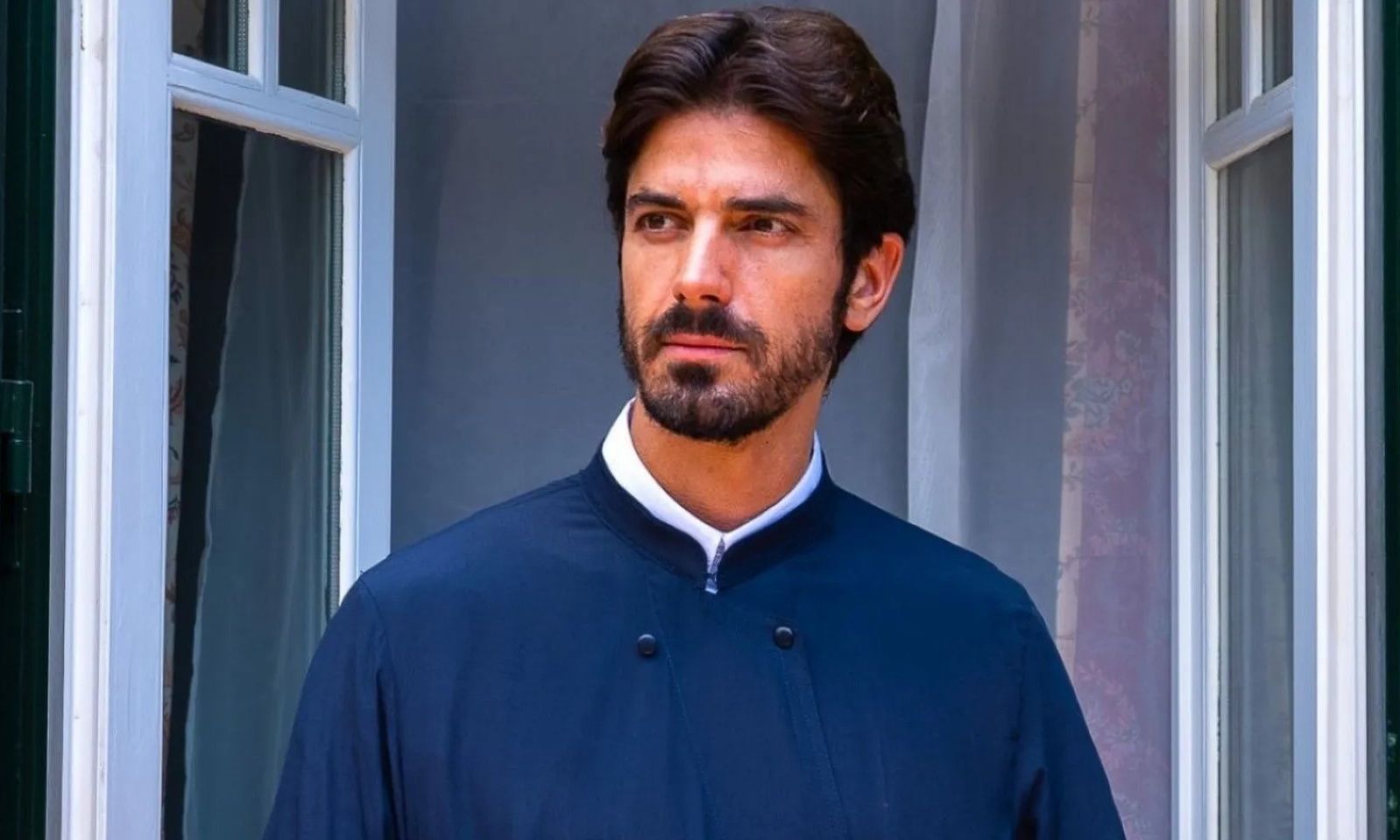 Γκοτσόπουλος: O ρόλος του παπά, η προσωπική του ζωή και η σχέση του με τον Θεό