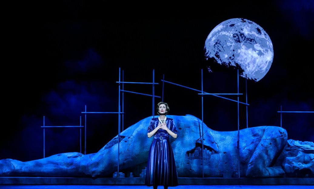 Τελευταίες παραστάσεις για την «Αλεξάνδρεια» στο Θέατρο Παλλάς