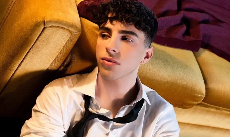 Zaf:«Είμαι λίγο nerd με τη μουσική και το λατρεύω»