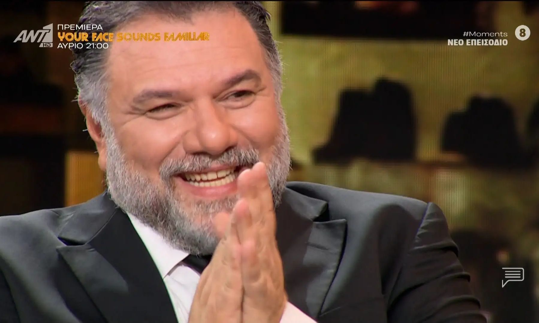 «Μπαμπά, σ’ αγαπώ» - «Έλιωσε» ο Γρηγόρης Αρναούτογλου με την έκπληξη του γιου του