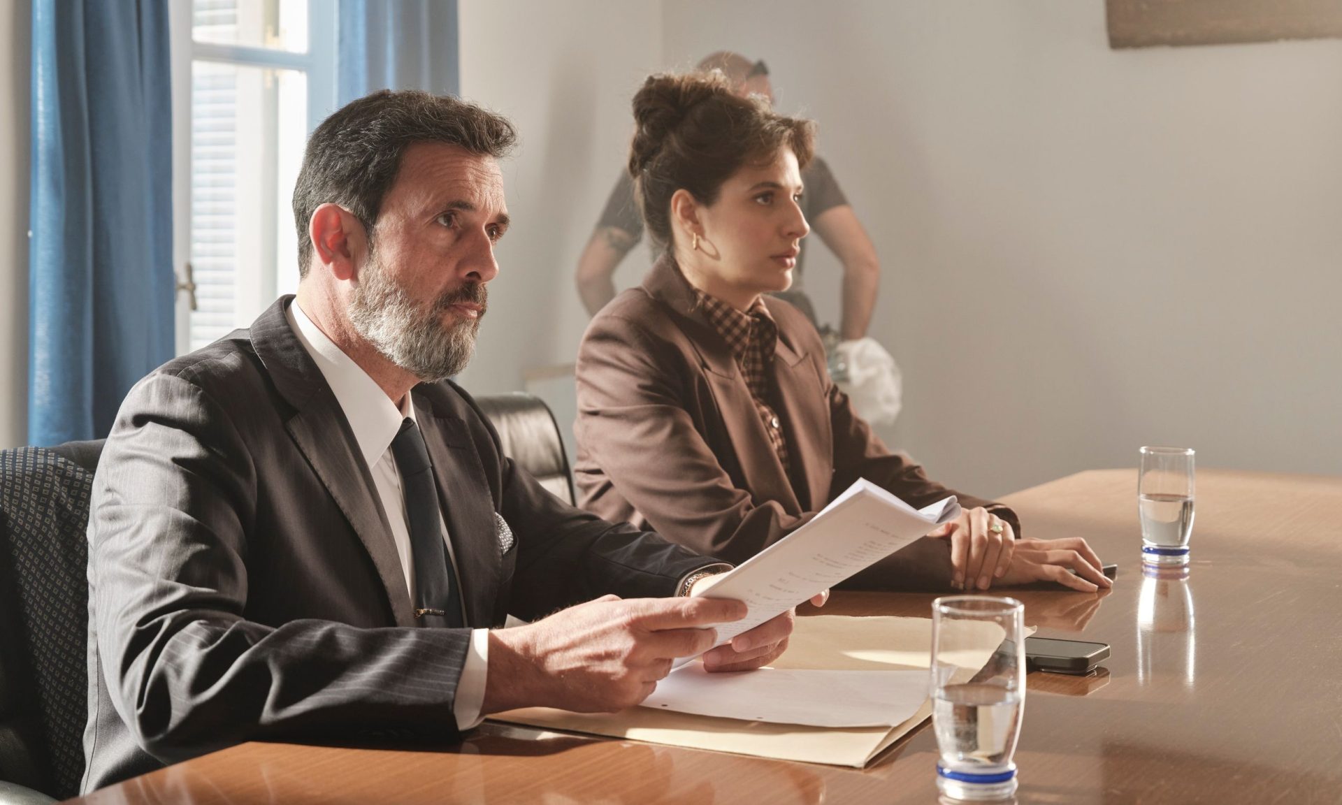 Σύγκρουση: Backstage φωτογραφικό υλικό από το νέο ερωτικό δικαστικό θρίλερ του Mega