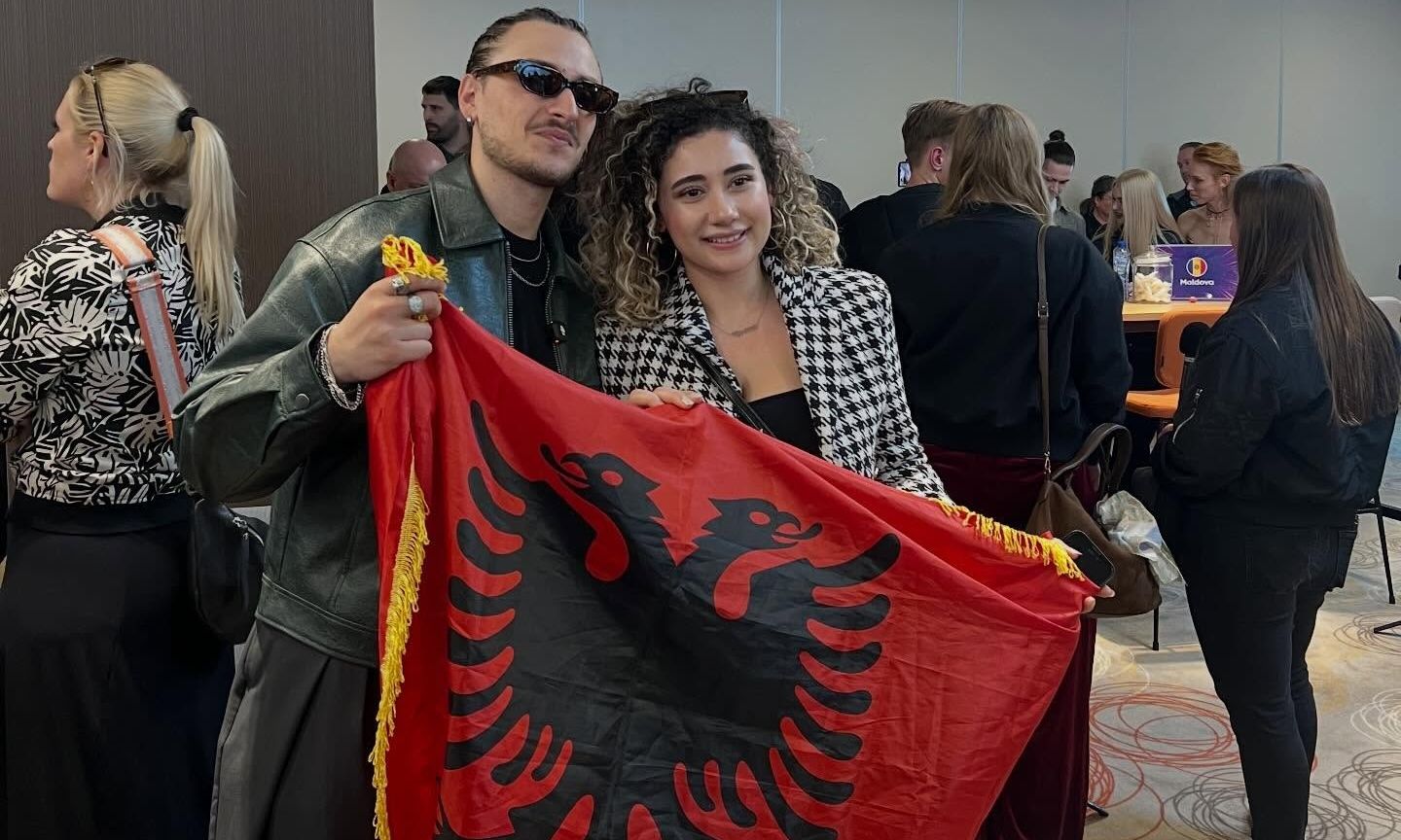 Eurovision 2026 - Αλβανία: Ο Alis, από το X Factor στη σκηνή του διαγωνσιμού με το «Nân»