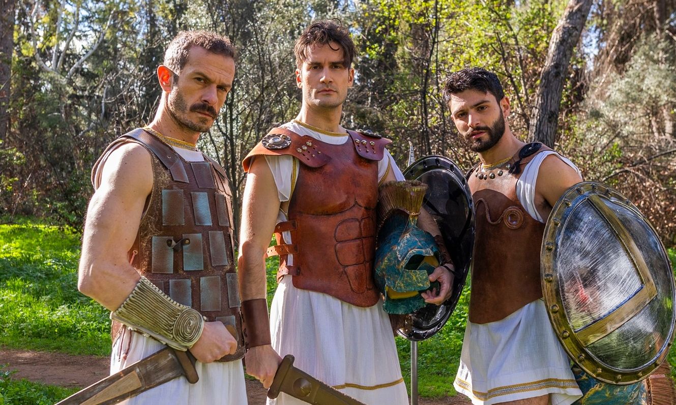 Μπαμπά, σ ’αγαπώ: Τα τρία μπαμπαδάκια κάνουν τον δικό τους…Τρωικό Πόλεμο