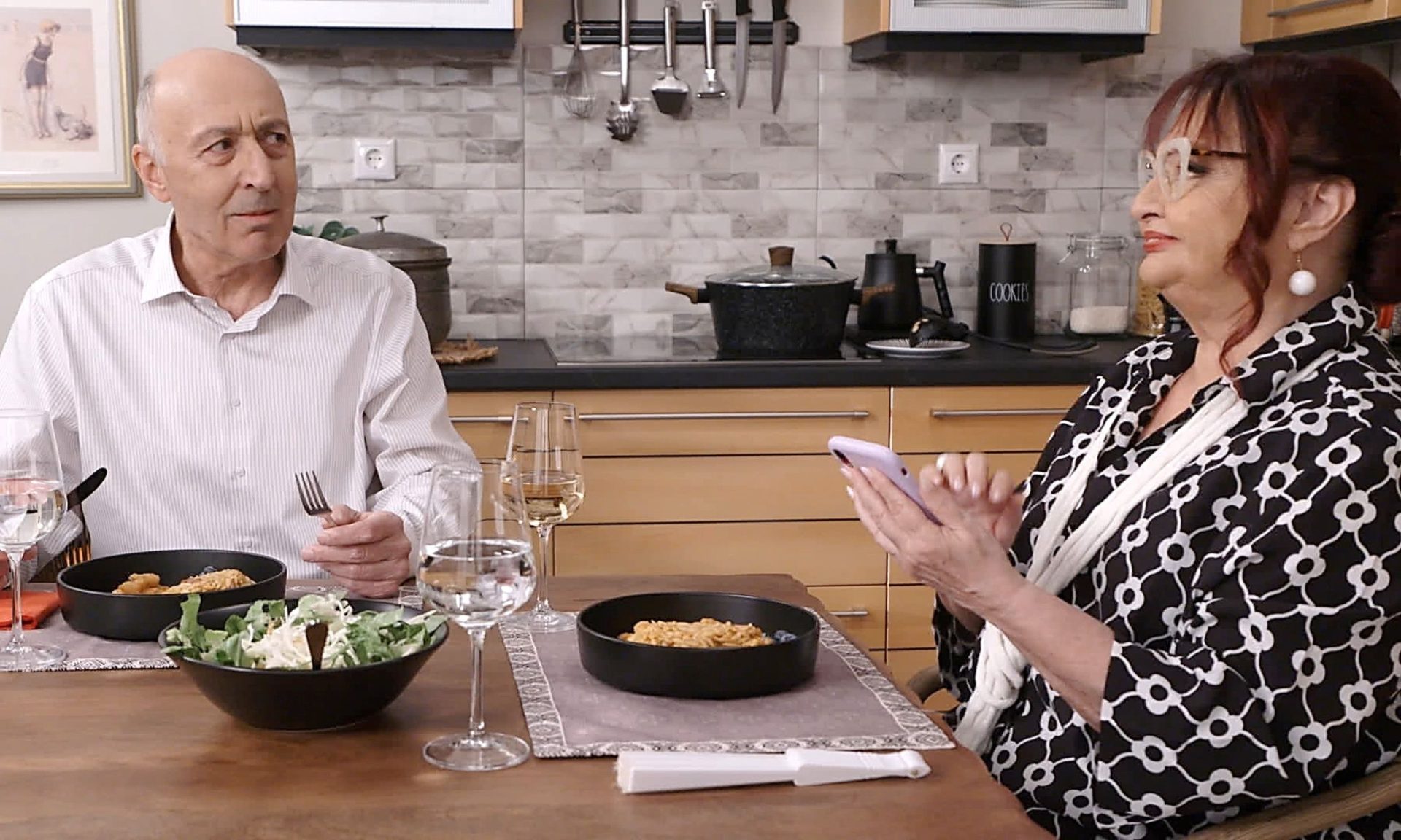 Alpha: Το σόι σου - Οι Τριαντάφυλλοι στη δίνη του AI