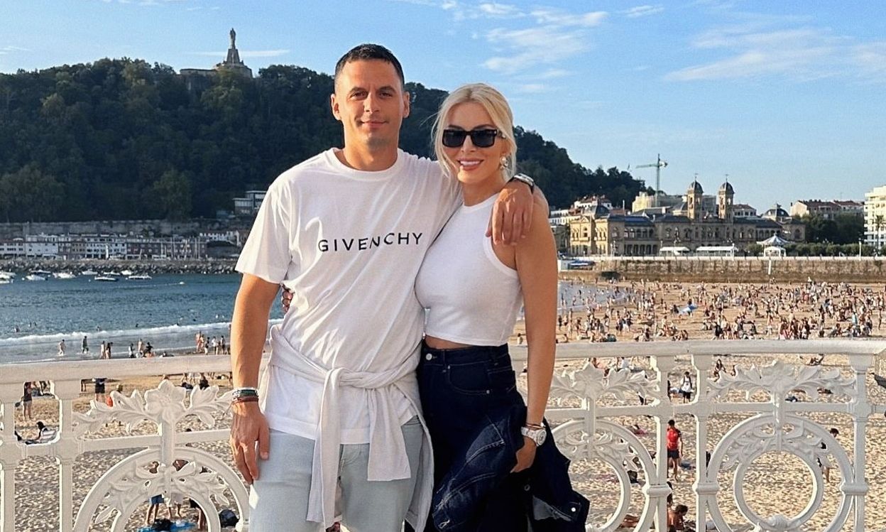 Κατερίνα Καινούργιου: Πρώτη έξοδος τρεις εβδομάδες μετά τη γέννηση της κόρης της