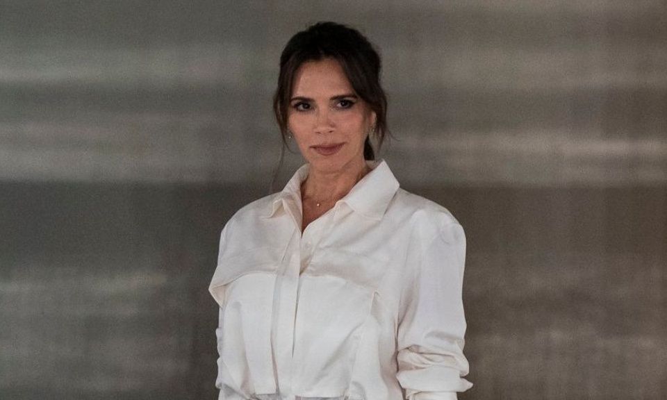 Victoria Beckham: Αυτό το ρούχο απαγορεύεται να φορέσει από την ντουλάπα της
