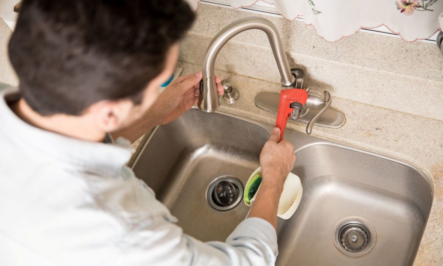 Βούλωσε η αποχέτευση; Πώς να κινηθείς στρατηγικά