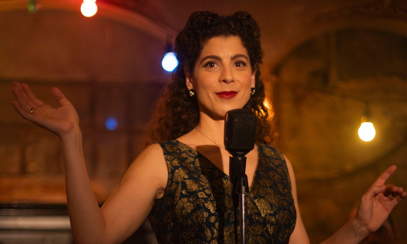 Το Σπίτι Δίπλα Στο Ποτάμι - Έβελυν Ασουάντ: «Μένει έγκυος και δεν ξέρουμε ποιος είναι ο πατέρας»