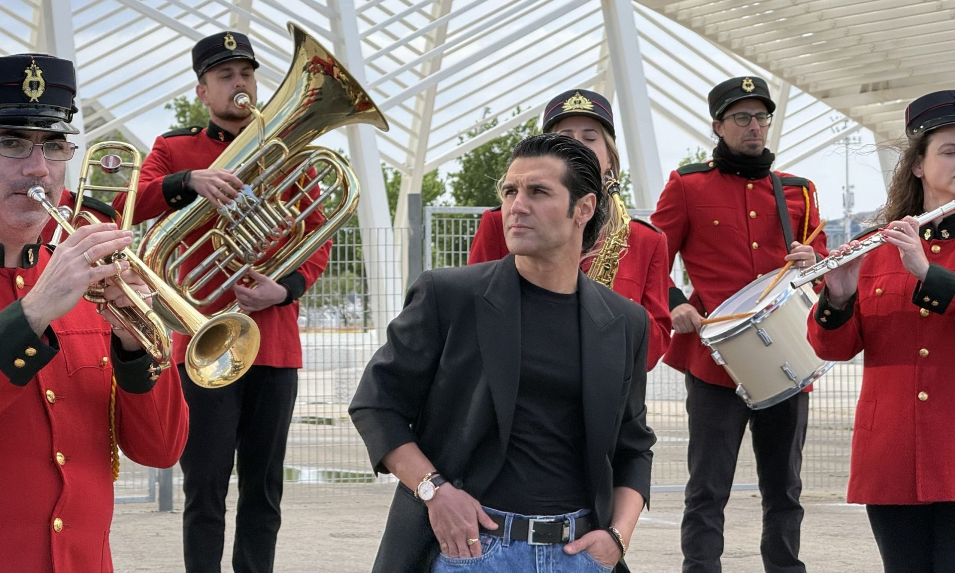 Πέτρος Ιακωβίδης: Βackstage φωτογραφίες από τα γυρίσματα του video clip στο ΟΑΚΑ