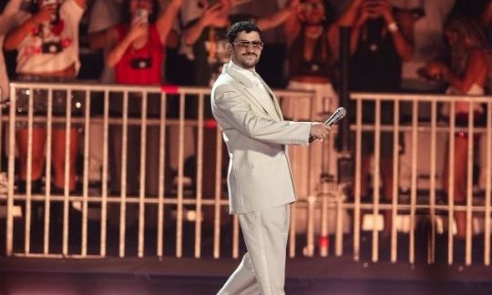 Bad Bunny: Ο ιδιαίτερος ρόλος του στο Toy Story 5 – Περιγράφεται ως «αβίαστα cool  και μυστηριώδης»