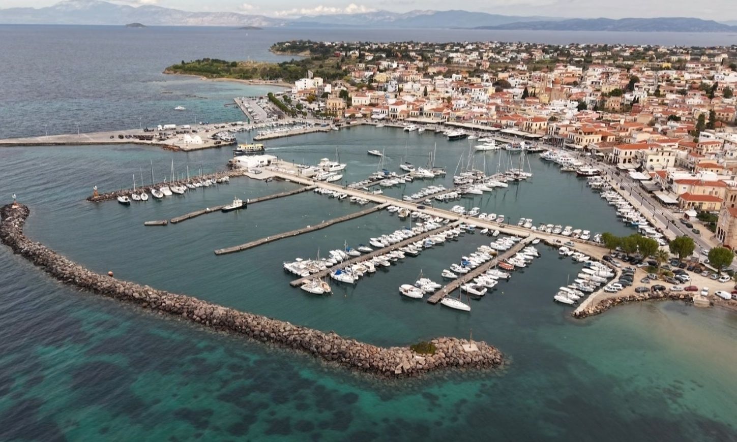 Όπου Υπάρχει Ελλάδα: Ζωντανά από Αίγινα, Αγκίστρι και Κόρινθο