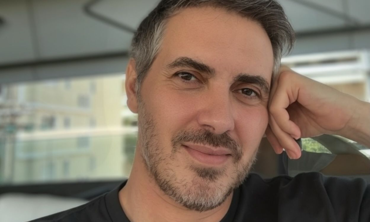 Χατζηγιάννης: Ο λόγος που ακύρωσε τη συναυλία του – «Χρειάζομαι χρόνο για την αποκατάστασή μου»