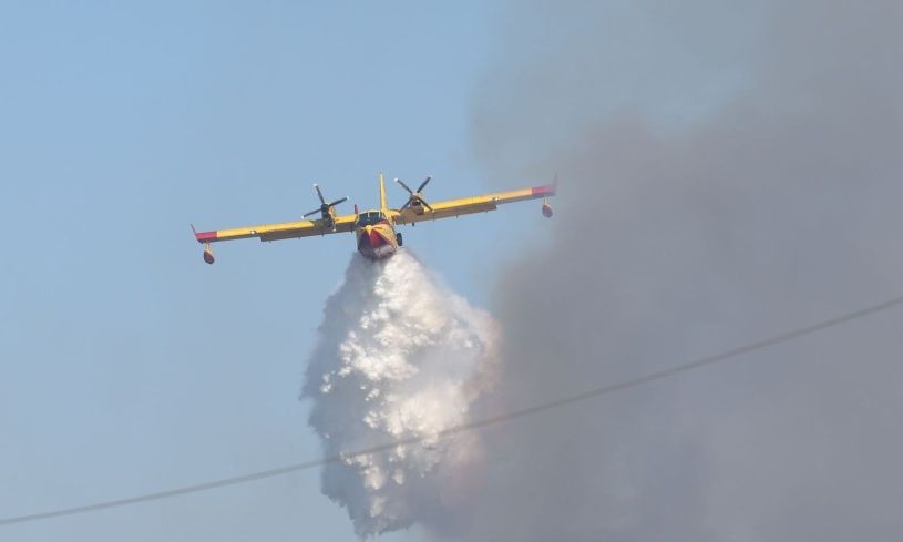 Πυρκαγιά στη Σίβηρη Χαλκιδικής – Σοβαρό επεισόδιο με επίθεση σε συνεργειο του MEGA