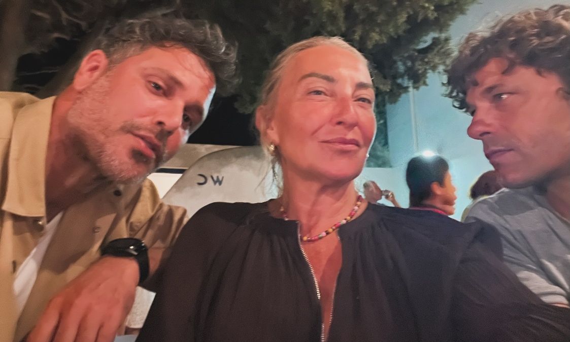 Ρούλα Ρέβη, Αποστόλης Τότσικας & Μιχάλης Λεβεντογιάννης: Ξέφρενο γλέντι σε πανηγύρι