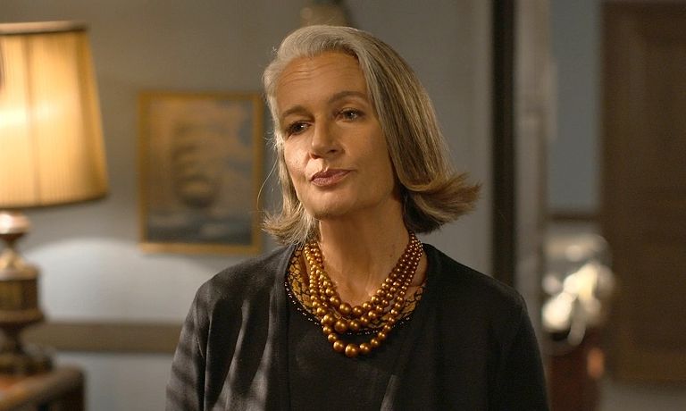 Η Λουκία Παπαδάκη στο ΕΡΤNews: «Πιο εύκολα έφτανες στη Νέα Υόρκη παρά στην Ικαρία, ήθελες δε ήθελες»