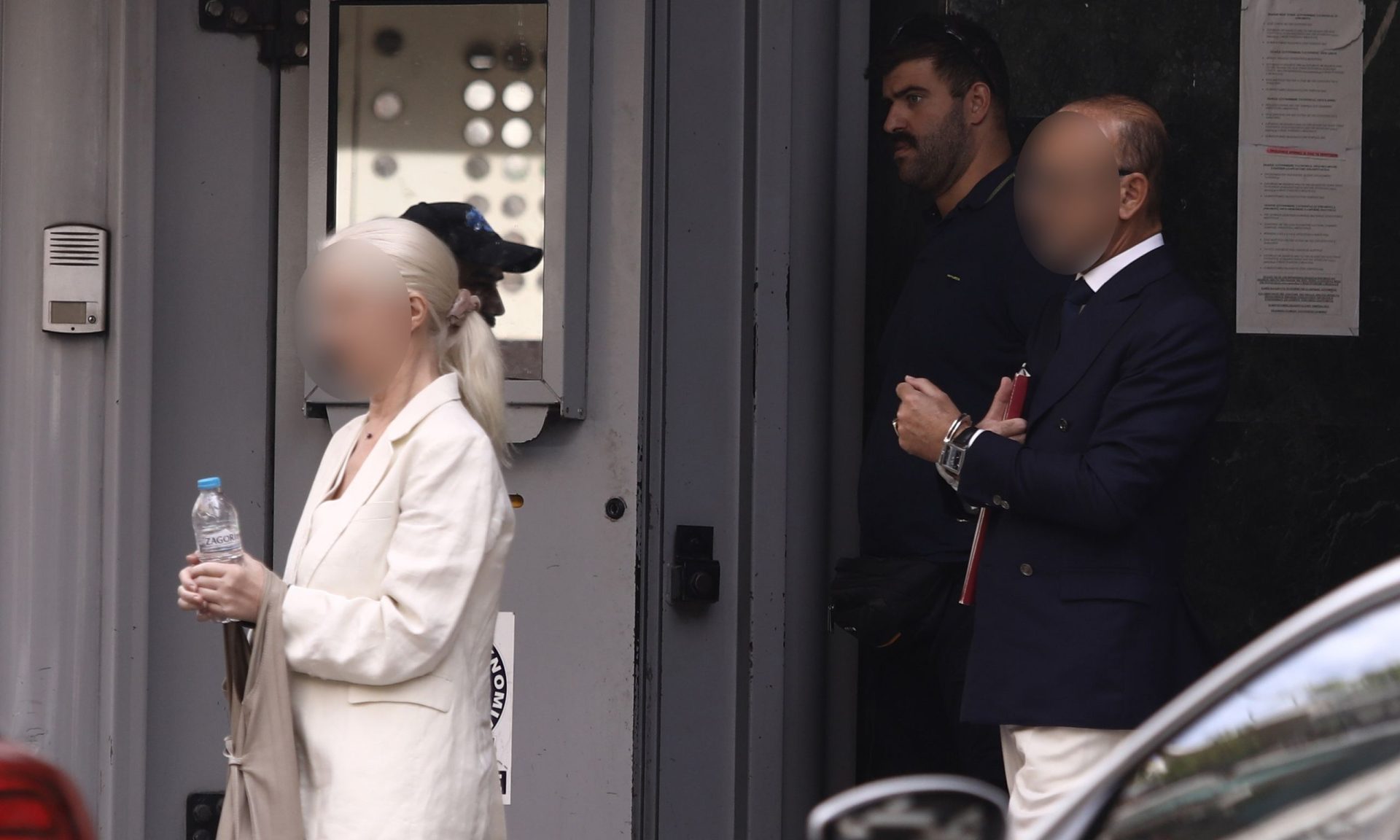Ανατροπή στην υπόθεση Μαζωνάκη–Αποχωρούν από την υπεράσπιση της γιατρού οι δικηγόροι του συζύγου της