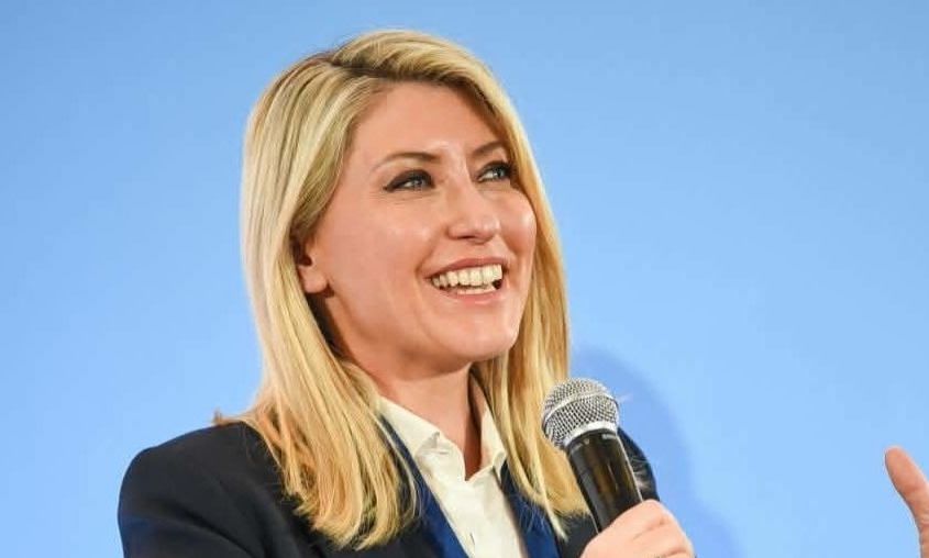 Σία Κοσιώνη: «Αυτή τη στιγμή είμαι εδώ, είμαι χαρούμενη… Το τι σου ξημερώνει, δεν το ξέρεις»