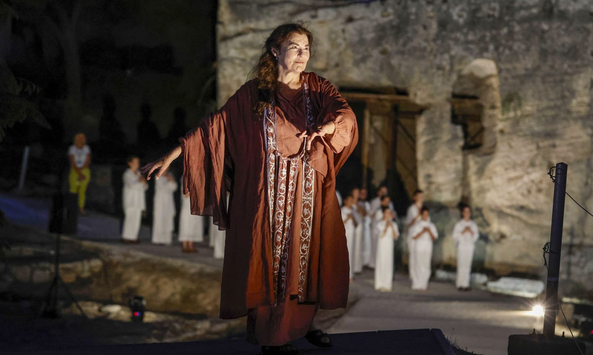 Λυδία Κονιόρδου: Από τα πρωταθλήματα της πετοσφαίρισης στην κορυφή του θεάτρου