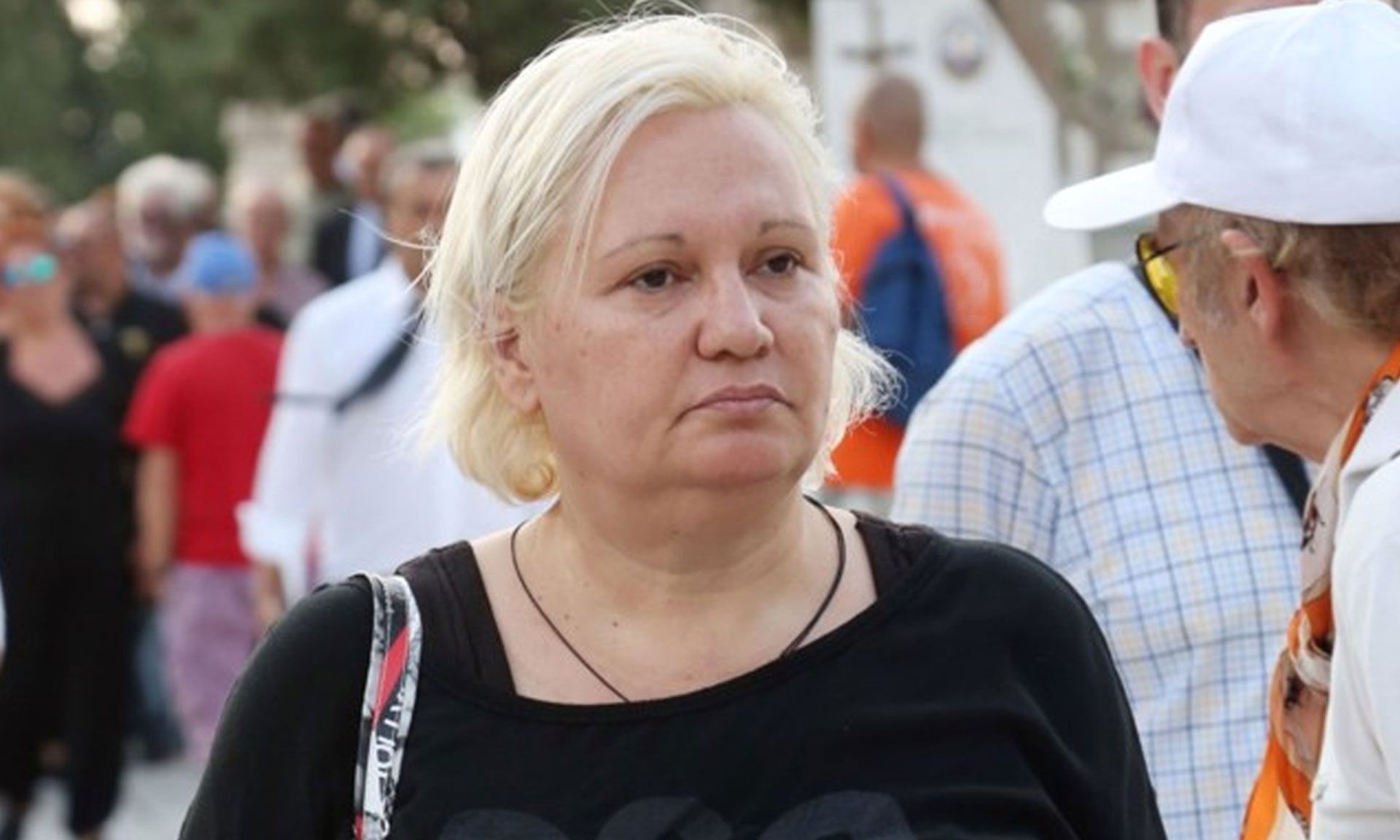 Συγκινεί η Καίτη Φίνου: «Για μένα εδώ κάτω, ο Οκτώβριος θα παραμείνει πάντα ένας μήνας οδυνηρός»