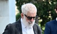 Κάηκε το διαμέρισμα του Φιλιππίδη στην Πατησίων - Βρισκόταν μέσα αλλά απομακρύνθηκε εγκαίρως!