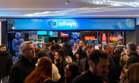 Λαμπερά εγκαίνια για το κατάστημα Allwyn στην Allwyn Arena