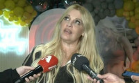 Σαμπρίνα: «Ήταν κακία που έγραψαν ότι τραγουδάω σε σουβλατζίδικο»