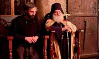 Σερβετάλης: Αγνώριστος, με μακρύ μούσι και ράσα παπά ο ηθοποιός - Φωτό μέσα από το Άγιον Όρος