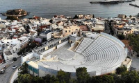 Το Βεάκειο Θέατρο επιστρέφει δυναμικά και ανακοινώνει το νέο του εντυπωσιακό πρόγραμμα!
