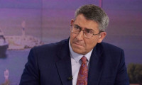 Μετά τη Σία Κοσιώνη το... «σκάει» από τον ΣΚΑΙ και ο Άκης Παυλόπουλος;