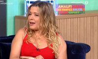 Ιουλία Καραπατάκη: «Ο Σωκράτης Μάλαμας & ο Θανάσης Παπακωνσταντίνου με βρήκαν από το YouTube»