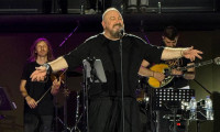 Μετά το sold out στο Βεάκειο, ο Γιώργος Αλκαίος συνεχίζει για τη μεγάλη του συναυλία στη Θεσσαλονίκη