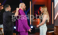 Στην Αγκαλιά του Φάνη: Ο.. κόκορας της Ασλανίδου και ο γείτονας του Λαμπρόπουλου, Mente Fuerte