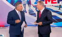 Άκης Παυλόπουλος: Επέστρεψε στην εκπομπή «Σήμερα» μετά την άδειά του – Τα πειράγματα του Οικονόμου