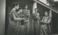 Πίσω στο 1955 - Ο συγκινητικός αποχαιρετισμός του Εθνικού Θεάτρου στη Μάρω Κοντού