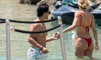 Luis Fonsi: Ξανά στη Μύκονο με την εντυπωσιακή σύζυγό του ο τραγουδιστής του Despacito