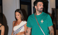 Ρία Ελληνίδου: Η fashion εμφάνιση στη Μύκονο και η τρυφερή στιγμή με τον Δημήτρη Αλεξάνδρου
