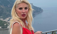 Από το Αμάλφι στην Άνδρο και τη Νάξο! Το καλοκαίρι της Ελένης Μενεγάκη μέσα από υπέροχες φωτογραφίες