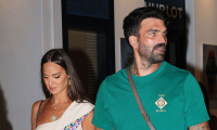 Αλεξάνδρου: Η Ρία Ελληνίδου αποκοιμήθηκε στην αγκαλιά του - Η φωτογραφία που «μίλησε» από μόνη της