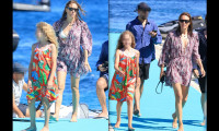 Summer girl η Μπιάνκα Κρασσά! Στη Μύκονο με τη μητέρα της, Βίκυ Καγιά – Εντυπωσίασαν με το look τους