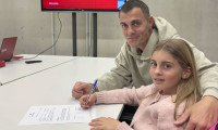 Μαλένα Χανταμπάκη: Η 10χρονη κόρη του Στέλιου και της Όλγας υπέγραψε ξανά στην Ατλέτικο Μαδρίτης