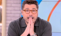 Κωνσταντάρας-Ζαρίφη: Το «καρφί» για το καμαρίνι, τα φιλιά στο Άλσος και η ατάκα για τον Τσάκωνα
