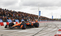 Το Allwyn x McLaren Racing: Live in Athens μέσα από ένα εντυπωσιακό highlight video και φωτογραφίες