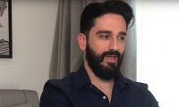 Ο Διονύσης Ατζαράκης σατιρίζει τον Κωνσταντίνο Αργυρό για το βίντεό του στο «φλεγόμενο» Παρίσι