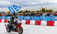 Βασίλης Παντελεάκης rocks! Ο πρωταθλητής των δύο τροχών στο Allwyn | McLaren Racing LIVE IN ATHENS