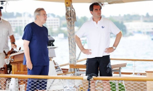 Οι διακοπές του Τέως στο Πόρτο Χέλι