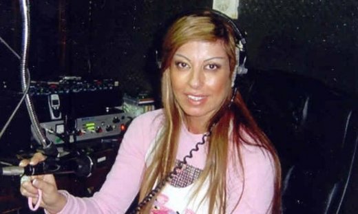 Η Άντζελα Δημητρίου πολιτική σχολιάστρια στο STAR!