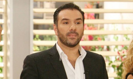 Γρηγόρης Αρναούτογλου: Και παρουσιαστής και... συγγραφέας!